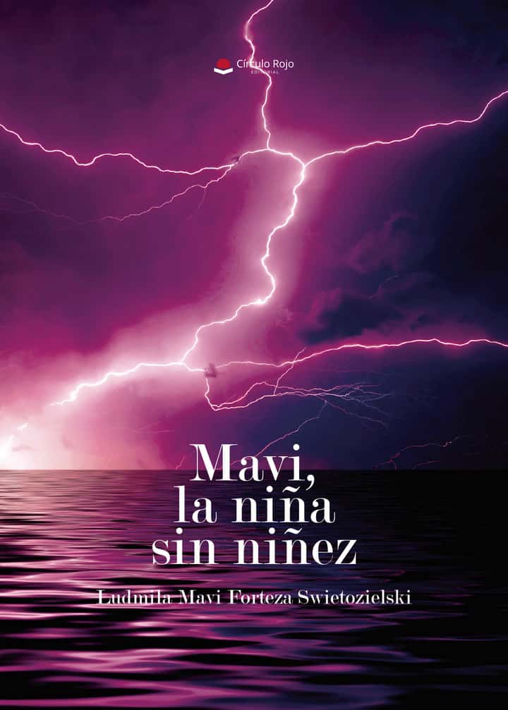 Mavi, la niña sin niñez