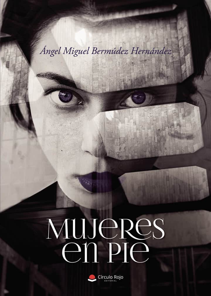 Mujeres en pie