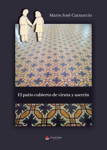 El patio cubierto de viruta y aserrín