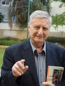 Ernesto Kahan