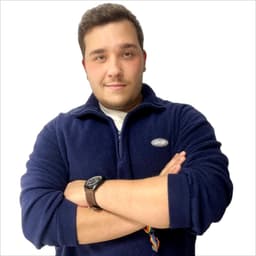 Óscar  Martínez-Parés