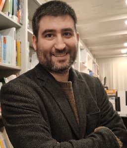 Guillermo Paredes Otero