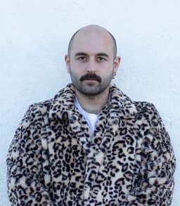 Manu Calvo