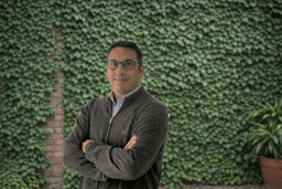 Lucas Varona Muñoz