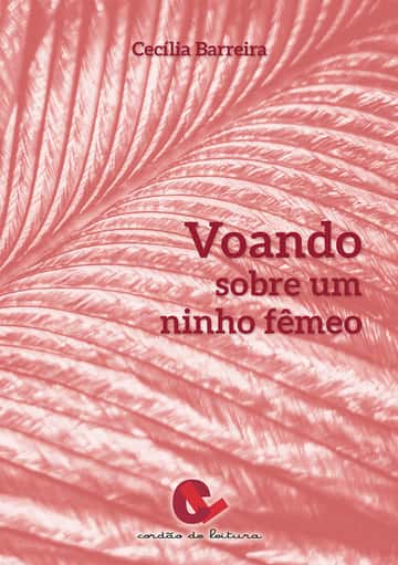 Voando Sobre um Ninho Fêmeo